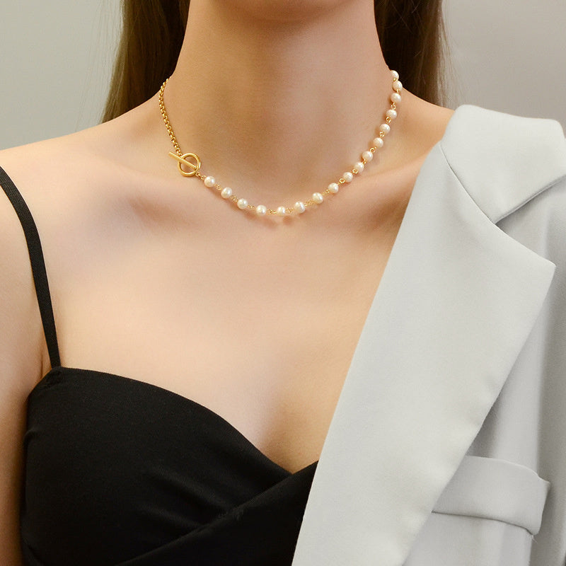 Timeless Pearl Necklace and Bracelet Set – Elegant Buckle Design