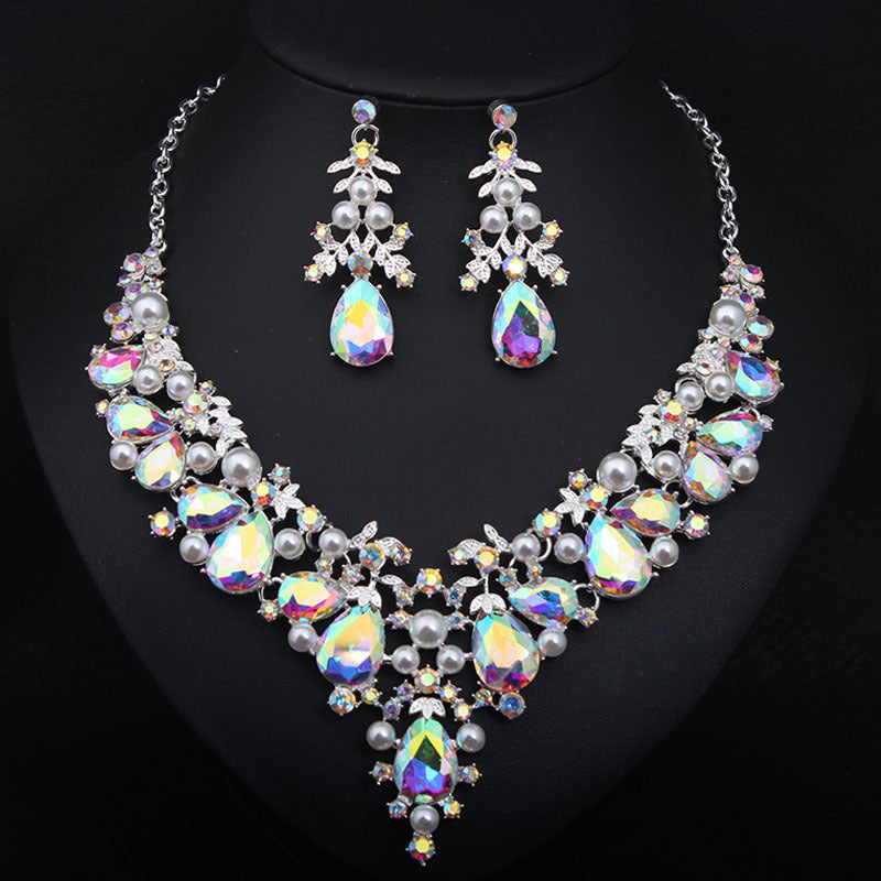 Opulent Crystal Pearl Necklace and Teardrop Gemstone Necklace Set