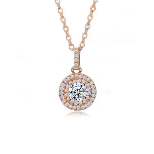 Classique tasarım Halo 0.5ct CZ taş beyaz altın/gül altın renk kolye kolye takı kadınlar için Collier